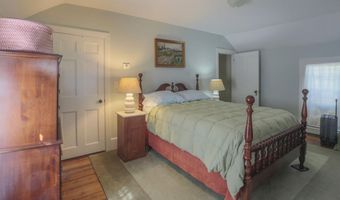 53 Congress St, Belfast, ME 04915