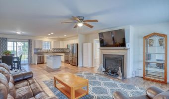 51 LULU Ln, Dover, DE 19901