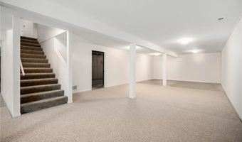 315 E High St, Baldwin City, KS 66006