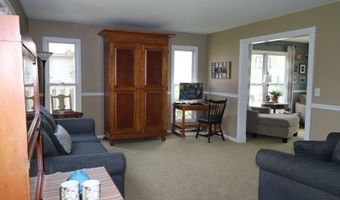 1900 Waverly Ln, Algonquin, IL 60102