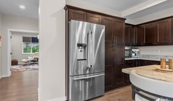 1925 Spenard Rd #3, Anchorage, AK 99501