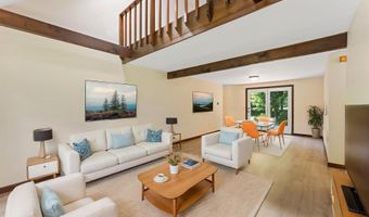 13 Cortland Cir, Bangor, ME 04401