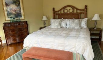 611 Wolcott Ave, Middletown, RI 02842