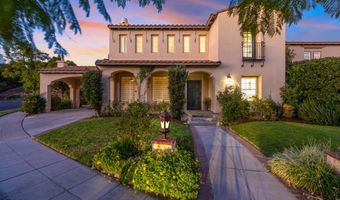 827 W Heritage Oak Ct, Altadena, CA 91001