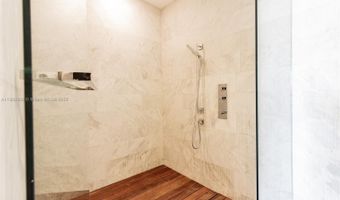 10203 Collins Ave 302, Bal Harbour, FL 33154