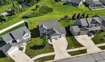 687 Sully Ct, Angola, IN 46703