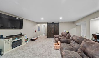 1100 Hunter Ct, Adel, IA 50003