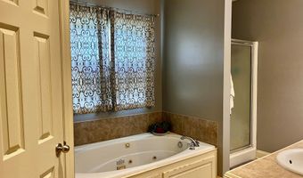 211 Tucker Dr, Brandon, MS 39042