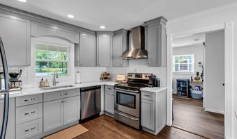 511 Line Rd, Aberdeen, NJ 07747
