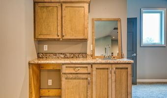384 Peterson Ave, Auburn, KY 42206