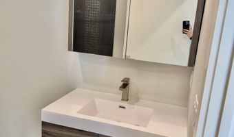 1 FLAGSHIP St 415, Bayonne, NJ 07002