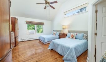 6 Colonial Cir, Alloway, NJ 07418