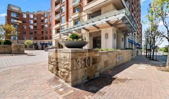 3600 S GLEBE Rd 330W, Arlington, VA 22202