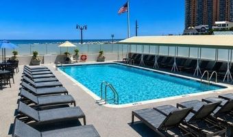 100 S BERKLEY Sq, Atlantic City, NJ 08401