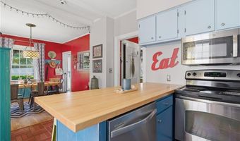 69 Roger Williams Ave, East Providence, RI 02916
