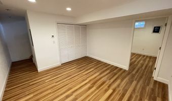 111 Vanguard St, Bridgeport, CT 06606