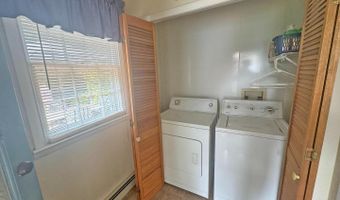 459 EDGEWOOD Dr, Ambler, PA 19002