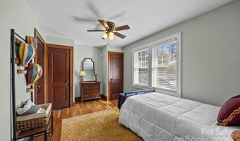 495 Fairview Rd, Asheville, NC 28803