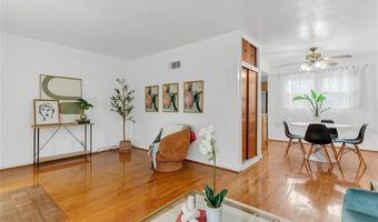 4359 Mohegan Dr, Affton, MO 63123