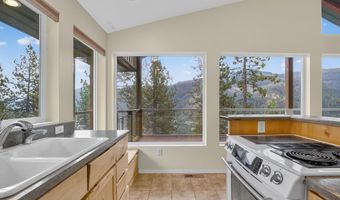 283 Quail Dr, Ahsahka, ID 83520