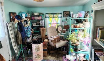 15 E St, Bangor, ME 04401
