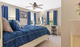 14 Bourget Ct, North Smithfield, RI 02896