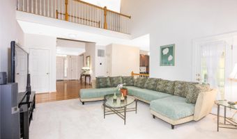10834 HILLBROOKE Ln, Potomac, MD 20854