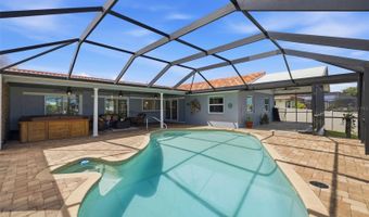 831 CHIPAWAY Dr, Apollo Beach, FL 33572