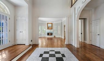 940 Waters Reach Ct, Alpharetta, GA 30022