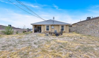 1613 Poplar St, Anthony, TX 79821
