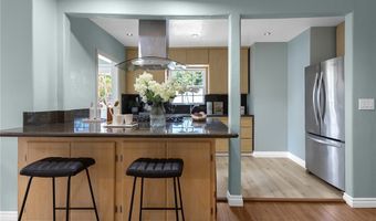 201 Las Tunas Dr, Arcadia, CA 91007