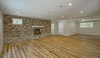 9525 Redwood Dr, Baton Rouge, LA 70814
