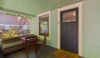 827 NW Delaware Ave, Bend, OR 97703