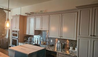 34 E BUTLER Ave, Ambler, PA 19002