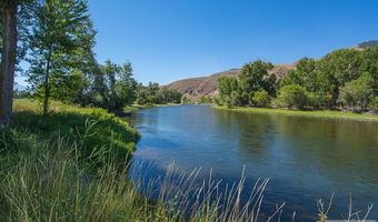 504 N Hwy 93, Carmen, ID 83462