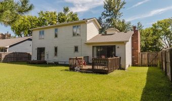 924 W Cedarwood Ct, Andover, KS 67002