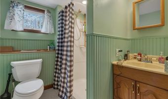 15 Driftwood Dr, Coventry, RI 02816