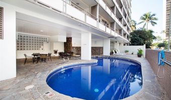 445 Kaiolu St 407, Honolulu, HI 96815