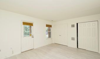 5236 BALLYCASTLE Cir, Alexandria, VA 22315