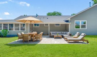 332 Beach Ave, Beachwood, NJ 08722