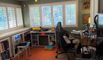 4405 TONQUIL St, Beltsville, MD 20705