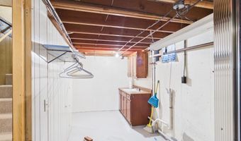 322 Mahaska St, Agency, IA 52530