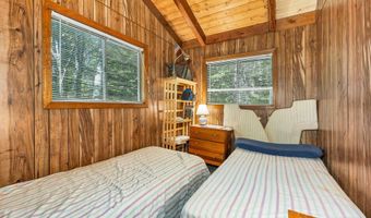 120 Big Barndoor Is, Alton, NH 03810