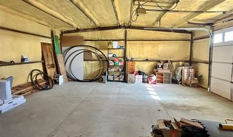 1242 Hwy 20 S, Basin, WY 82410