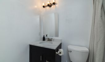 991 Cortland Dr, Apple Valley, MN 55124