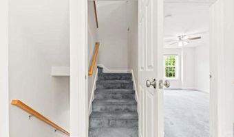 723 County St 723, Attleboro, MA 02703