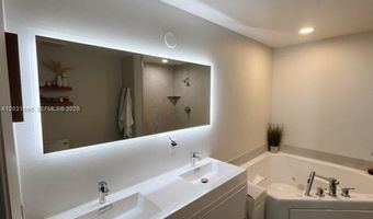 3029 NE 188th St 822, Aventura, FL 33180