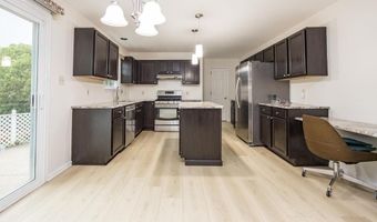 105 HANNUM Dr, Bear, DE 19701