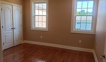 7217 AUBURN St, Annandale, VA 22003