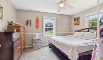 1112 North Dr, Anderson, IN 46011